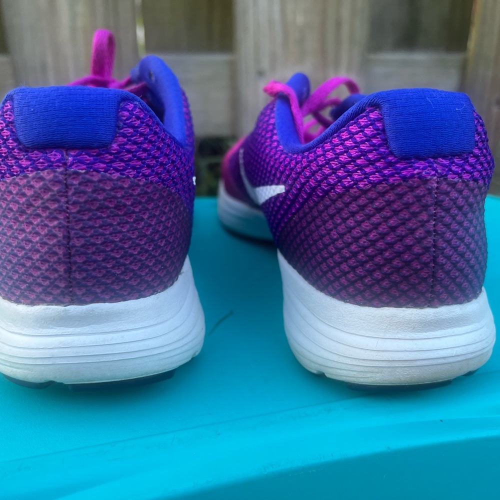 Nike Women's Revolution 3 Running. Purple/White. Size 7.5 - Picture 8 of 8